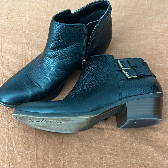 Sam Edelman women’s size 7 pedal black pebbled leather zip up ankle boots - Picture 2 of 3